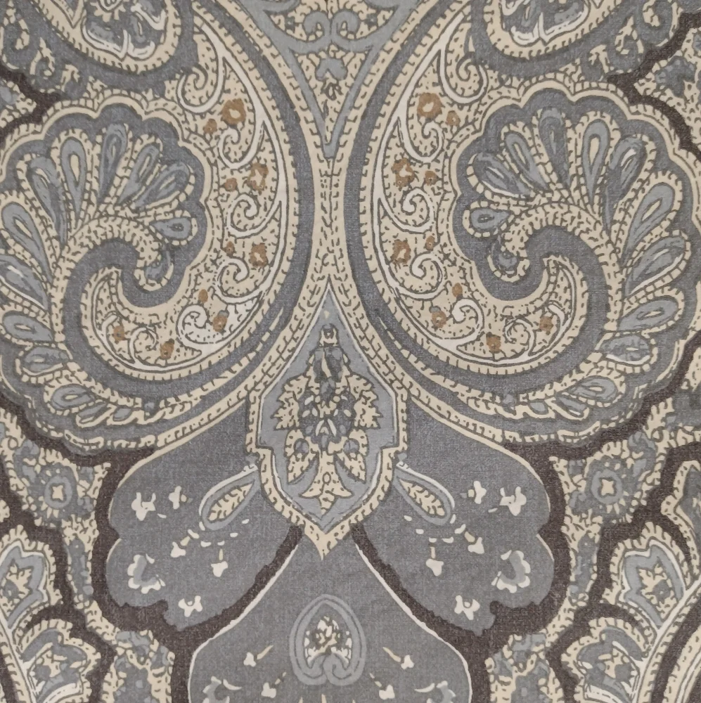 Pottery Barn Gray Paisley Medallion Standard Pillowcase Shams *Pair*